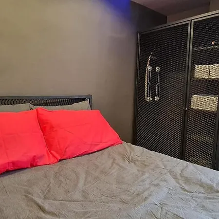 Thalia Apartment